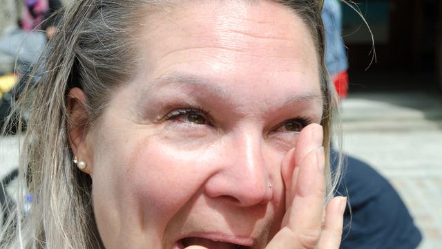 Neden uzun süre güldükten sonra gözümüzden yaş gelir? Sebebi nedir?