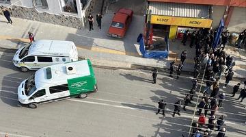 Mersin'de güpegündüz vahşet! 3 kişiyi katledip direnmeye çalıştı