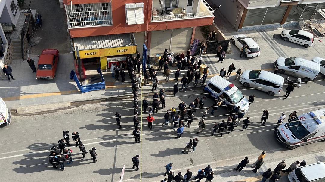 Mersin de güpegündüz vahşet! 3 kişiyi katledip direnmeye çalıştı 2