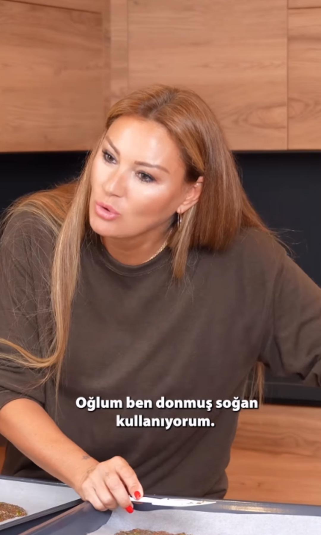 Pınar Altuğ kocasına  oğlum  deyince gündem oldu! Yaş farkı gündem yine oldu 3