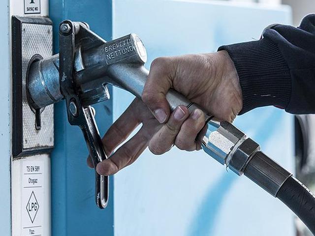 Akaryakıtta tabela yine değişecek! Zam yolda, o g&uuml;ne dikkat