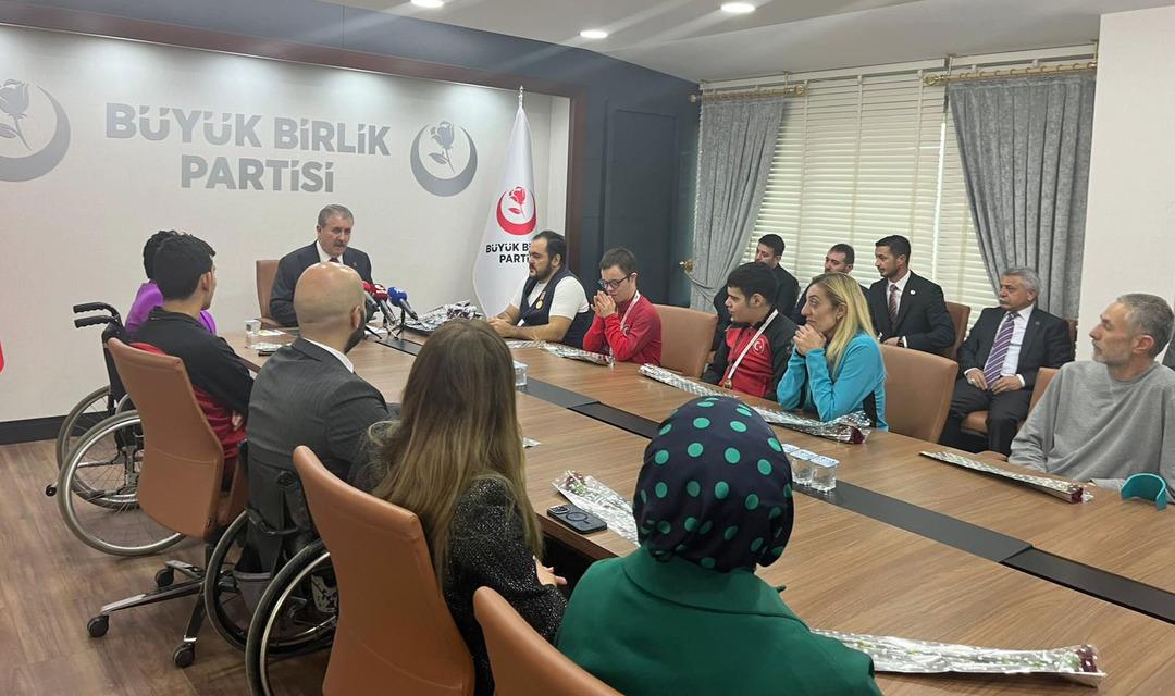  Adaletli olan budur  diyerek asgari ücret için kimsenin konuşmadığı rakamı söyledi 2