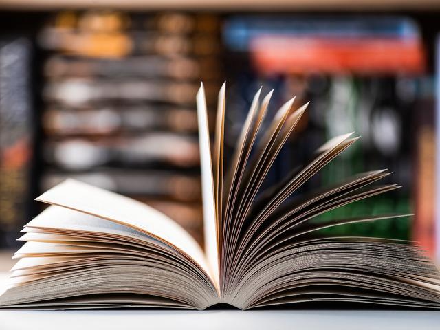 Yeni kitaplar neden keskin bir koku yayar? Sebebi nedir?