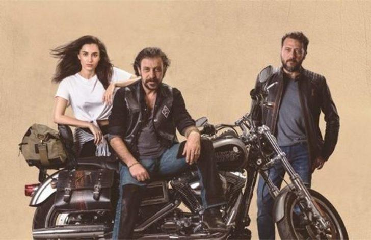 Kaybedenler Kulübü'nün galasında skandal! Seviştiler..  G2