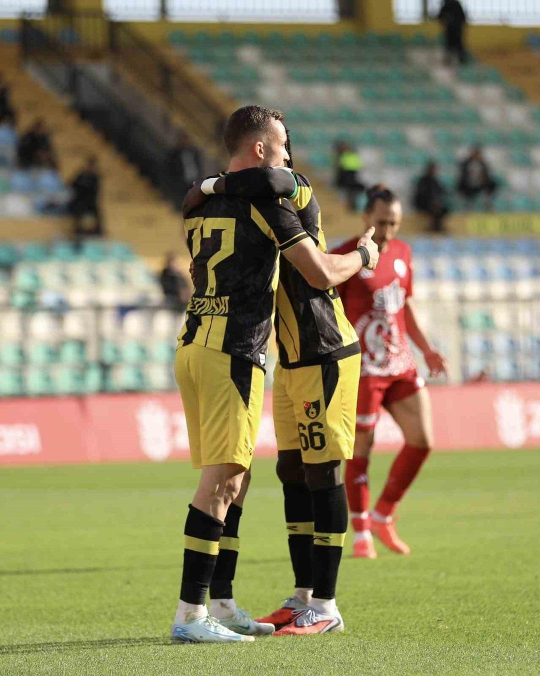 Ziraat Türkiye Kupası nda İstanbulspor Sarıyer i farklı geçerek gruplara kaldı! 1