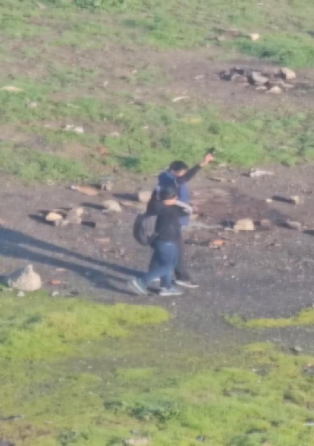 Sosyal medyada gündem oldu! Daha ortaokul öğrencileri: Tabancayla ateş ettiler 1