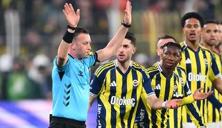 Galatasaray'dan derbinin hakemi için olay başvuru! Resmen şikayet ettiler