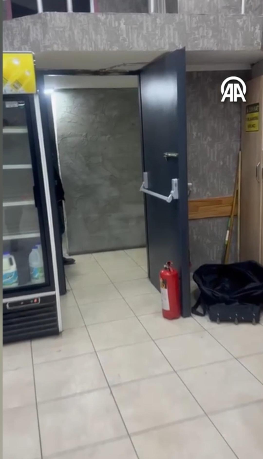 3 ayrı kapıdan giriliyordu! Gizli düzenek ortaya çıktı, 369 bin 880 lira ceza kesildi 1