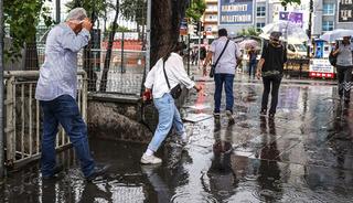 İstanbul için kritik sağanak yağış uyarısı! Pazar günü işaret edildi