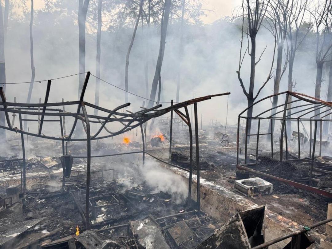 Fethiye de alevler onlarca karavan ve bungalov evi küle çevirdi 4