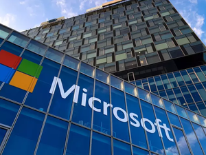 Microsoft (NASDAQ: MSFT) Neden D&uuml;ş&uuml;yor?