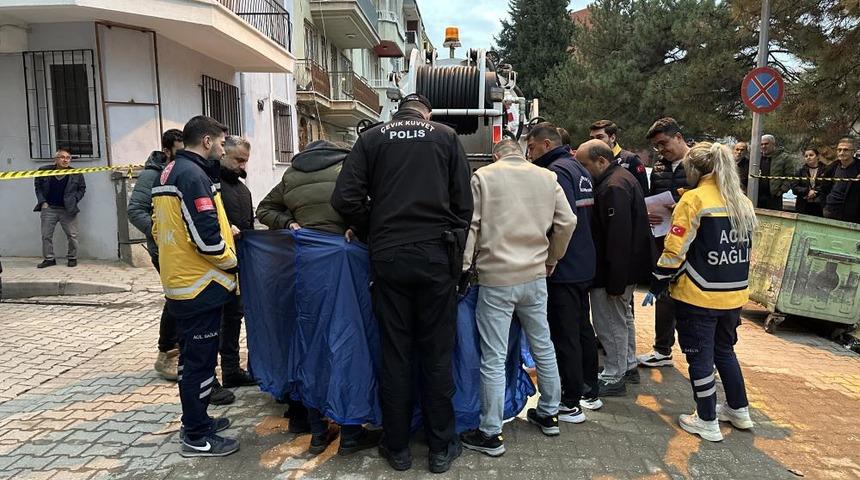 Uşak’ta kanalizasyonda bulunan ceninin kime ait olduğunu polis çözdü