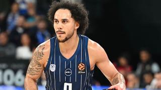 Anadolu Efes'te kaptan Shane Larkin, ameliyat edildi