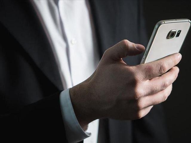 Hindistan hükümeti o uygulamayı tüm telefonlara zorunlu kılmıştı! Tepkiler çığ gibi büyüdü