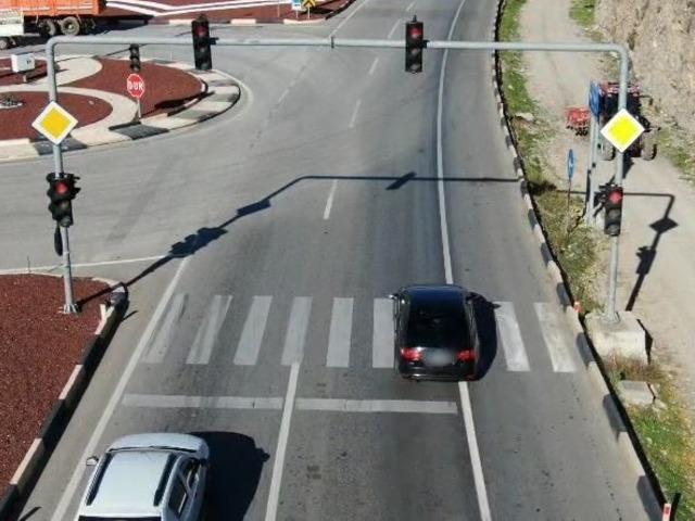 Burdur’da polisten trafik denetimi