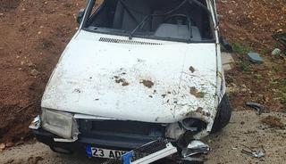 Elazığ’da takla atan otomobilin sürücüsü yaralandı