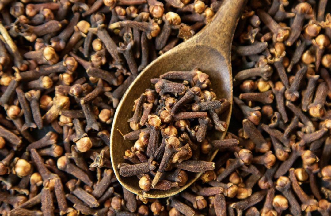 Yemeklerinizi bir &uuml;st seviyeye taşıyacak baharat hileleri 6