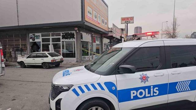 Aracın LPG tankı patladı: 3 yaralı 2