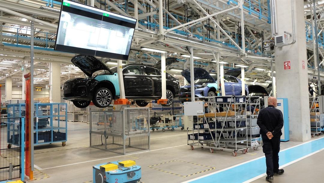 Togg T10F üretim hattında görüldü! Yıl sonu kampanyası: 1 milyon TL ye 0 faiz 8