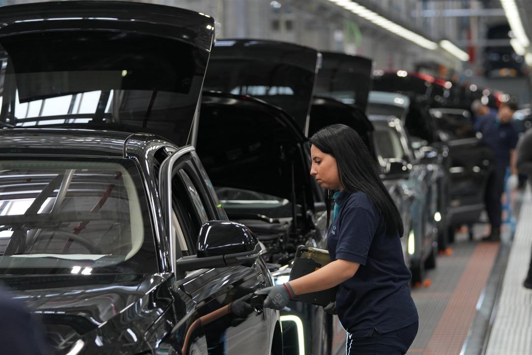 Togg T10F üretim hattında görüldü! Yıl sonu kampanyası: 1 milyon TL ye 0 faiz 5