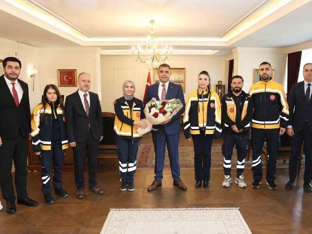 Vali Aslan acil sağlık çalışanları ağırladı