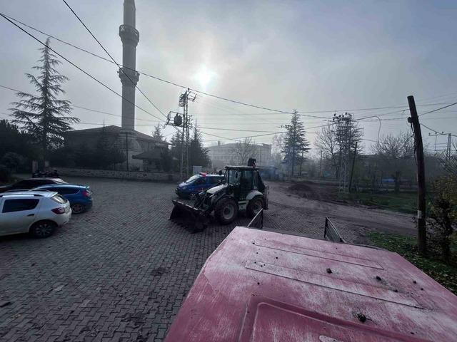 Bolu’da köylüler ağır tonajlı araçlara karşı ayaklandı: Köyün giriş çıkışında lastik yaktılar 2