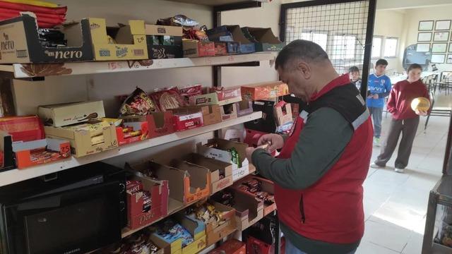 Sarıgöl’de gıda ve kantin işletmeleri denetlendi 1