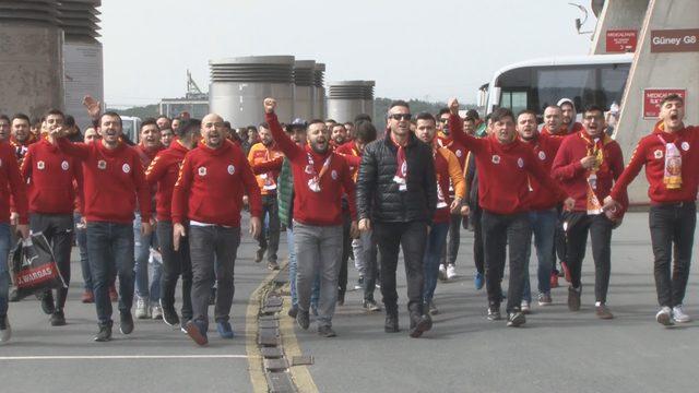 Galatasaray taraftarının derbi yolculuğu başladı