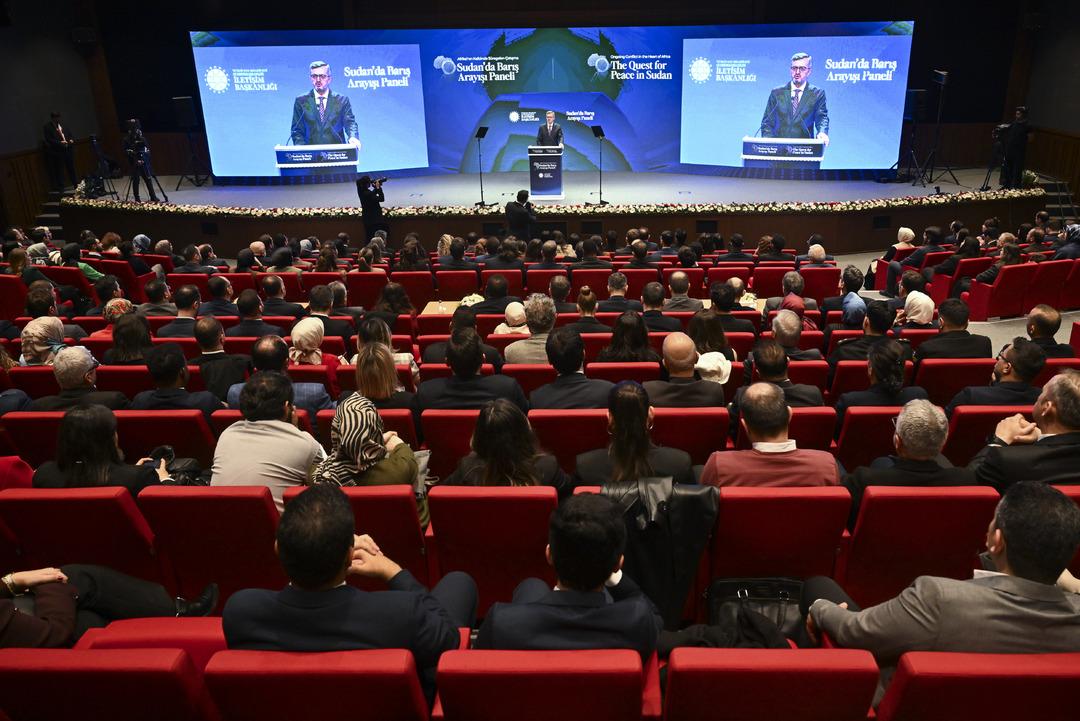 İletişim Başkanı Duran dan Sudan açıklaması: "Acil bir şeyler yapılması gerekiyor" 8