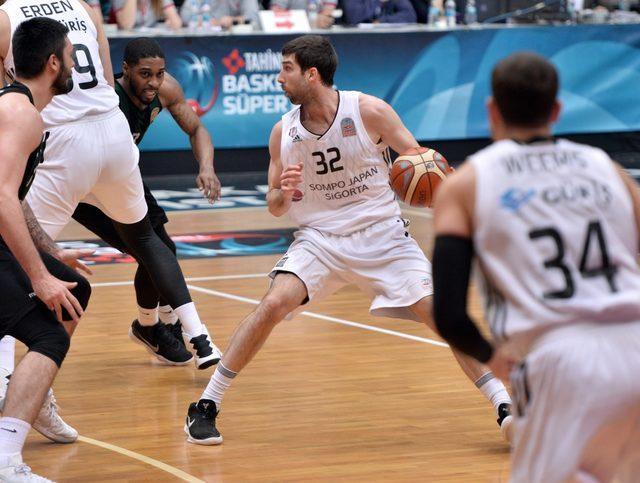 Beşiktaş Sompo Japan - Sakarya Büyükşehir Belediyespor: 58-71 1
