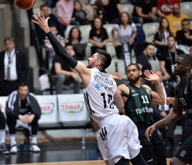 Beşiktaş Sompo Japan - Sakarya Büyükşehir Belediyespor: 58-71 2