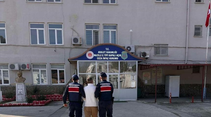 Uyuşturucu su&ccedil;undan aranan şahıs Nazilli&rsquo;de yakalandı