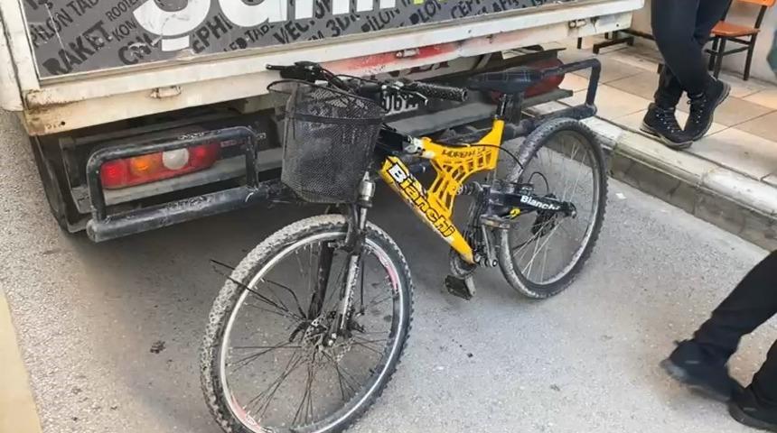 Elazığ&rsquo;da pikaba &ccedil;arpan bisikletli yaralandı