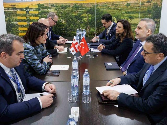 Bakan Fidan, Gürcü mevkidaşı Botchorishvili ile görüştü