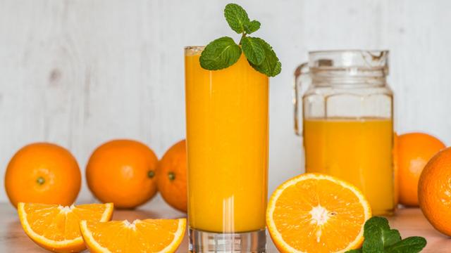 500 ml portakal suyu, 60 günde genleri değiştirdi! Portakal suyu içmek faydalı mı? 