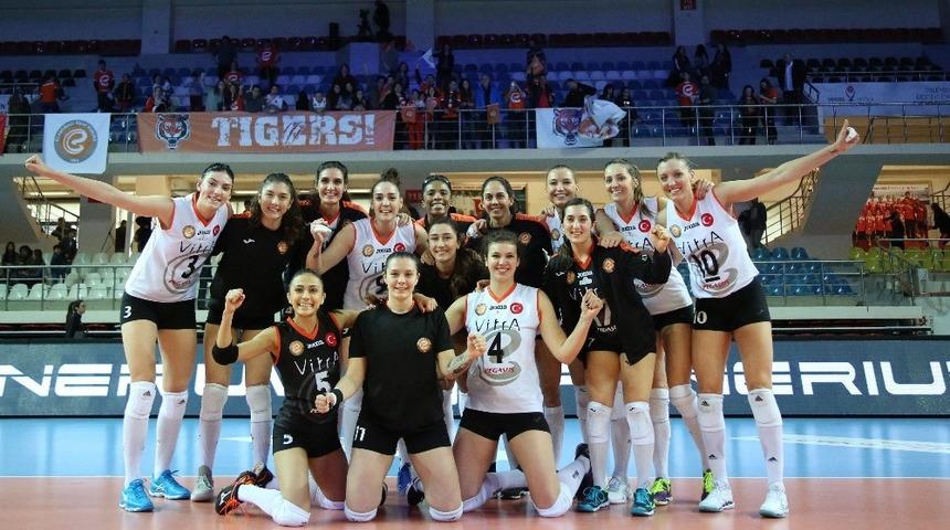 Yarı finalde ilk raunt Eczacıbaşı VitrA&rsquo;nın