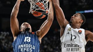 Son dakika: Anadolu Efes, Real Madrid'e 81-75 mağlup oldu