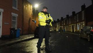 İngiltere'de patlayıcı alarmı! 200'den fazla ev tahliye edildi