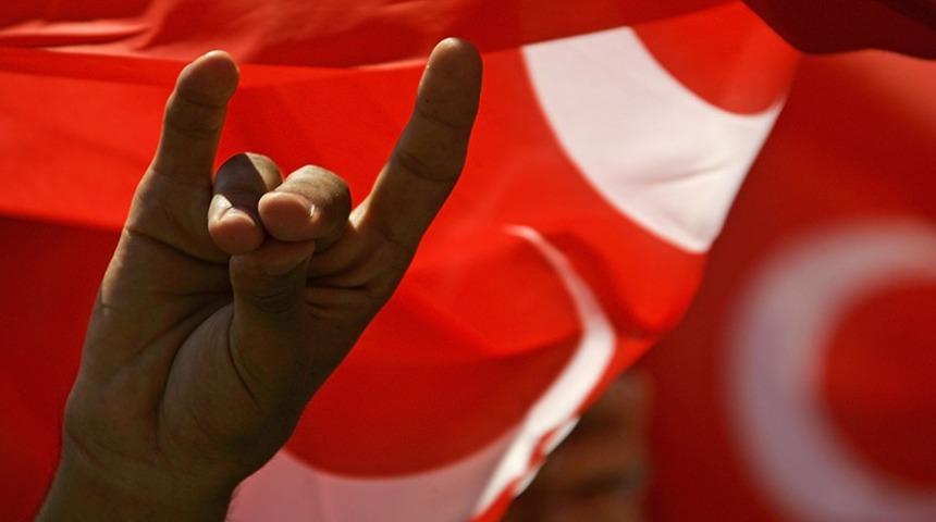 MHP'den 3 partiye davet yok