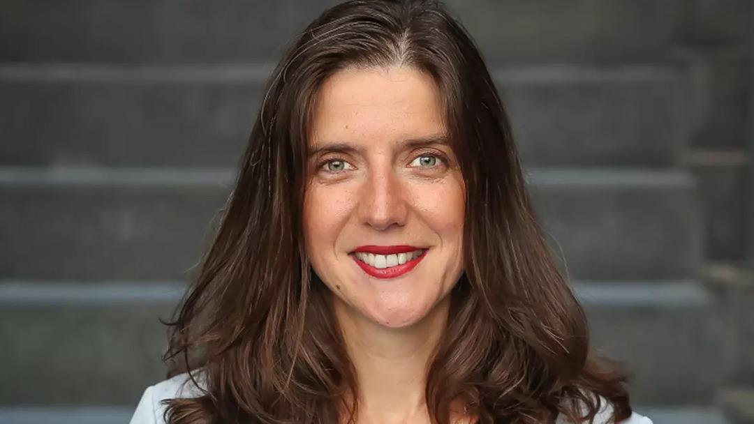 Tarihi başarı! Bursa Kız Lisesi nden mezun oldu: Almanya’nın saygın üniversitesine rektör seçildi 1