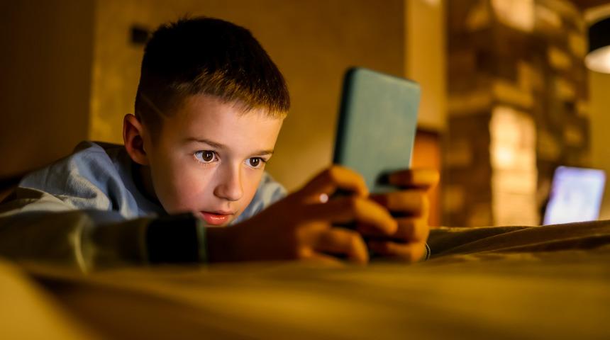 Yaş sınırı uygulaması artıyor! Yarım milyondan fazla hesap kapatılıyor