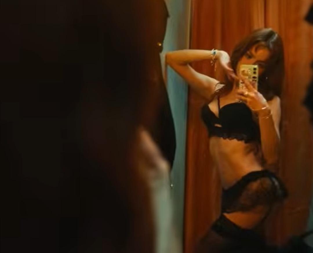 Asena Keskinci nin Jasmine dizisinin ilk tanıtımı çıktı! Erotik sahneler tepki çekti  4