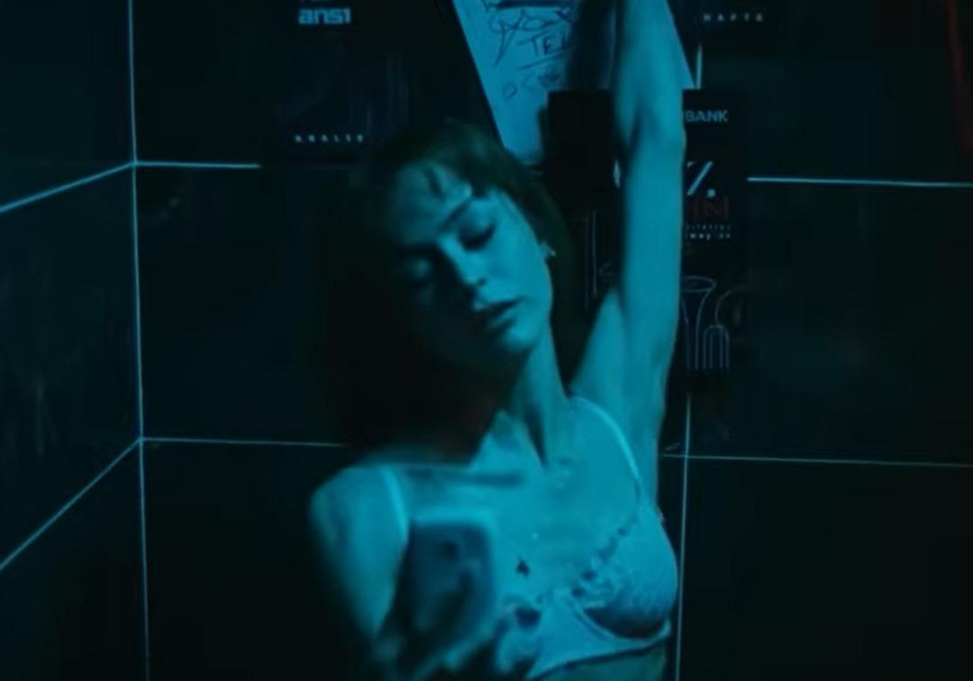 Asena Keskinci nin Jasmine dizisinin ilk tanıtımı çıktı! Erotik sahneler tepki çekti  3