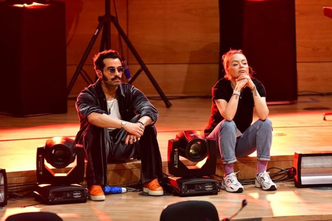 Gökhan Türkmen in sahne aldığı mekan karıştı! Eşine küfür edilince çileden çıktı!  Hakkınızı helal edin  3