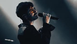 Sahne aldığı mekan karıştı! Küfürler havada uçuştu! 'Hakkınızı helal edin'