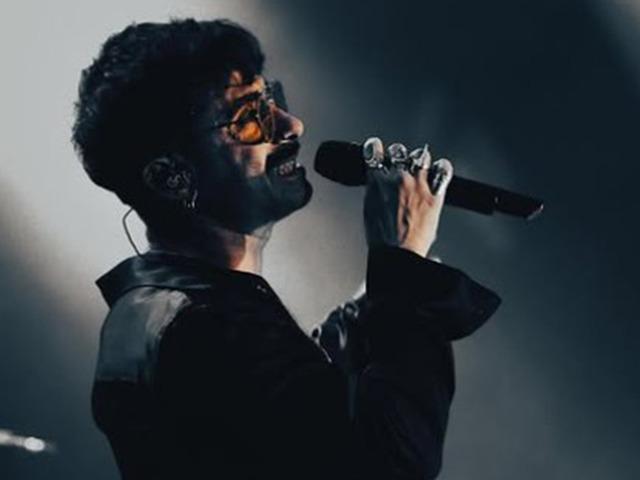 Gökhan Türkmen'in sahne aldığı mekan karıştı! Eşine küfür edilince çileden çıktı! 'Hakkınızı helal edin'