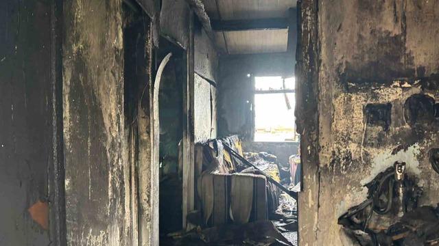 Yangında mahsur kalan yaşlı adam hayatını kaybetti