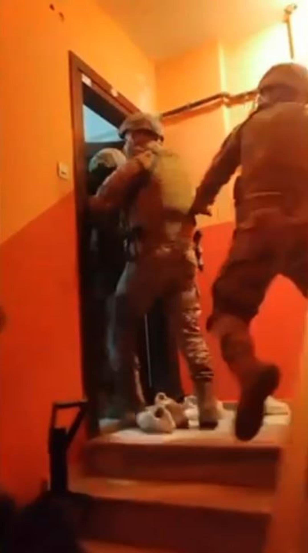 İstanbul da suç örgütlerine baskın! Hareketli anlar kamerada: "Suça sürüklenen çocuklar" da gözaltında 3