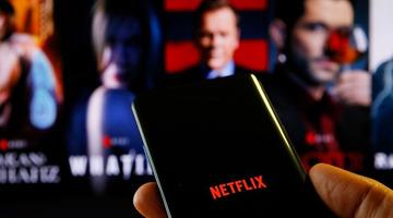 Teklif yarışında kazanan Netflix oldu! Warner Bros Discovery’yi satın alıyor