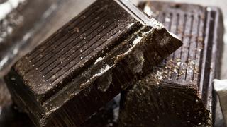Çikolataların üzerinde neden bazen beyaz lekeler oluşur?